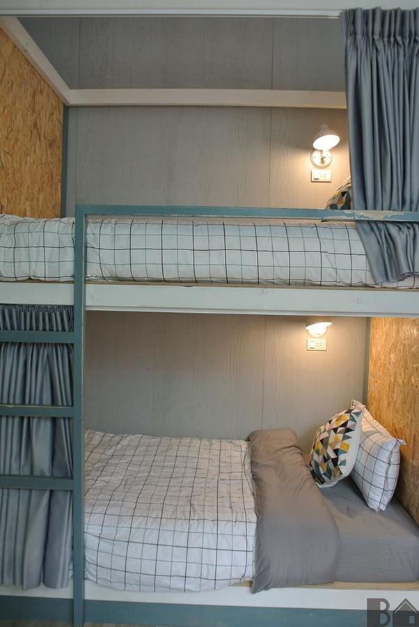 Bobooks Hostel Kota Chiayi Bagian luar foto