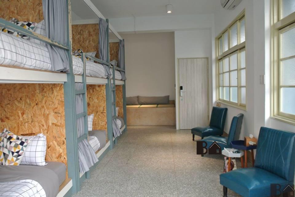 Bobooks Hostel Kota Chiayi Bagian luar foto