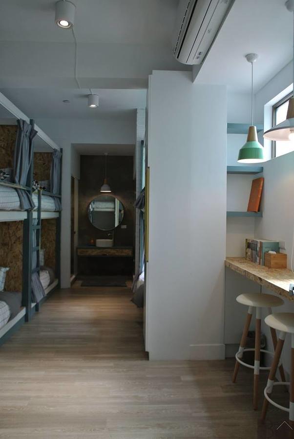 Bobooks Hostel Kota Chiayi Bagian luar foto