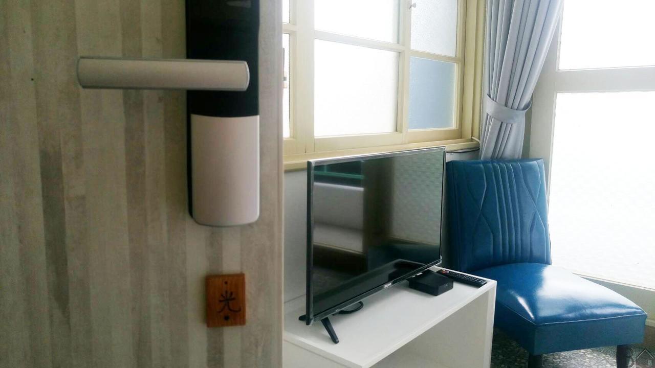 Bobooks Hostel Kota Chiayi Bagian luar foto
